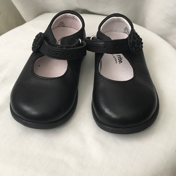 Size 6 wide Stride rite Mary Janes shoe striderite - Picture 2 of 4
